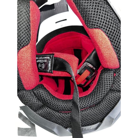 Fox Youth V1 Motocross Helmet Red White YM Box & Dust Bag Included Super Conditi - Picture 8 of 10